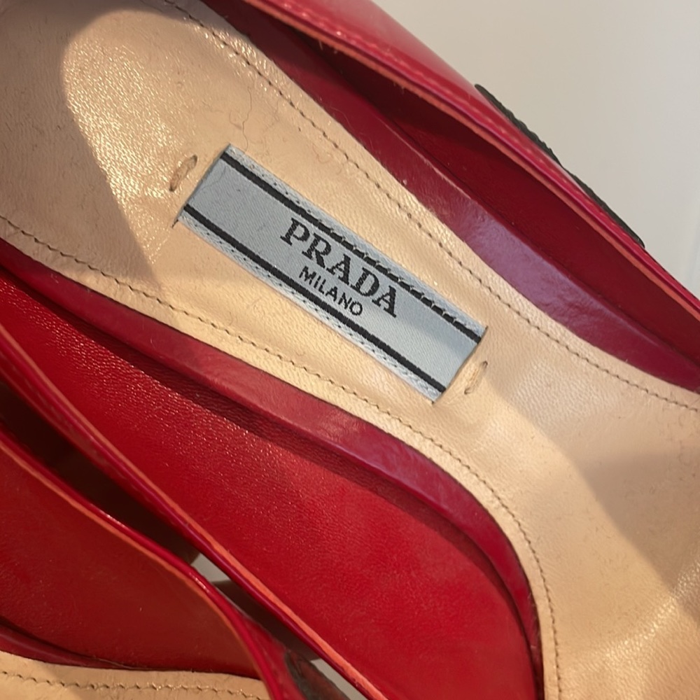 Prada hearts leather pumps - Picture 4 of 11